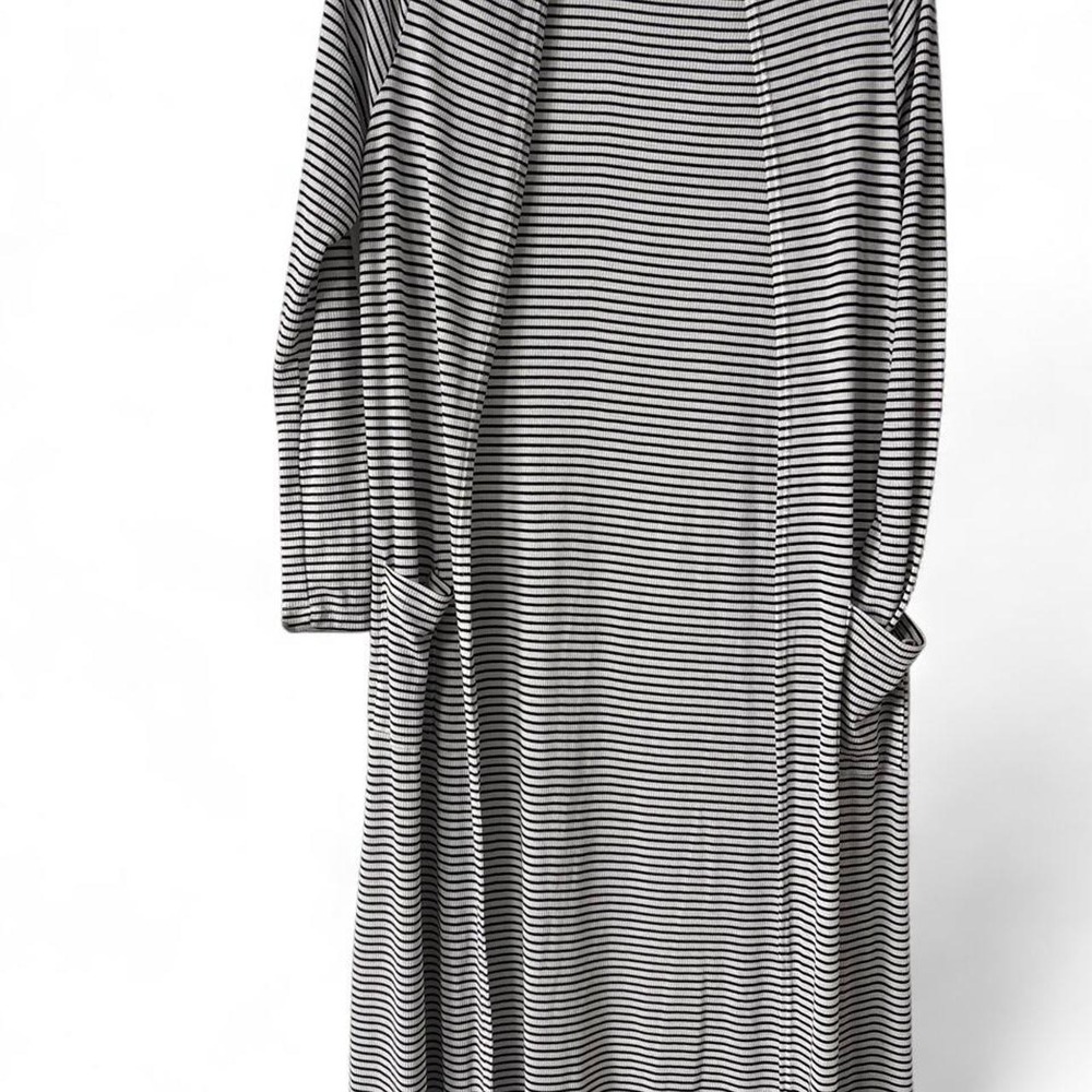 Striped Black & White Long Sleeve Cardigan With Pockets